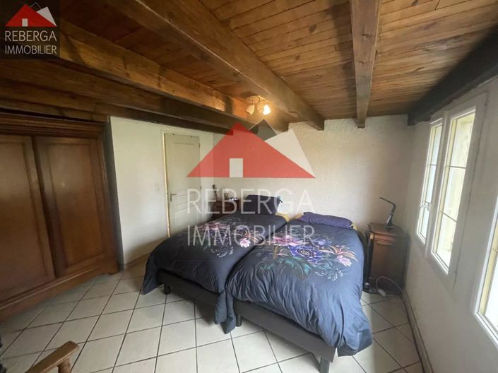 Image No.10-4 Bed House for sale