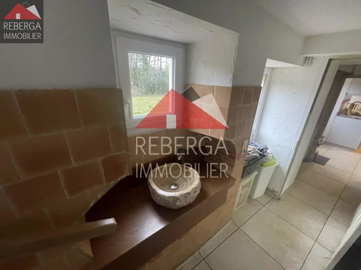 Image No.12-4 Bed House for sale