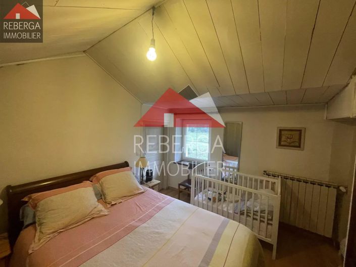 Image No.26-4 Bed House for sale