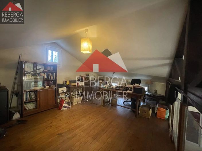 Image No.9-4 Bed House for sale