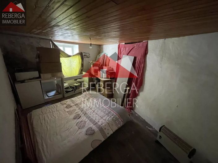 Image No.10-2 Bed House for sale