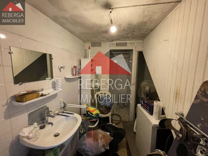 Image No.12-2 Bed House for sale