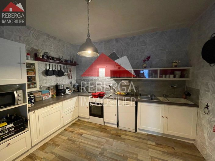 Image No.1-3 Bed House for sale
