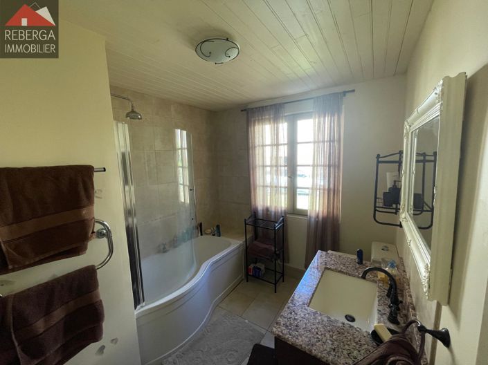 Image No.13-3 Bed House for sale