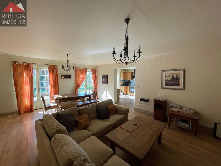 Image No.6-3 Bed House for sale