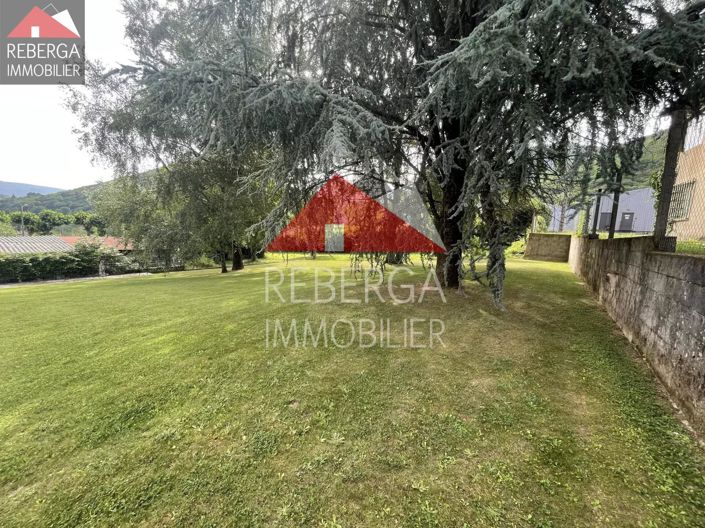 Image No.10-4 Bed House for sale