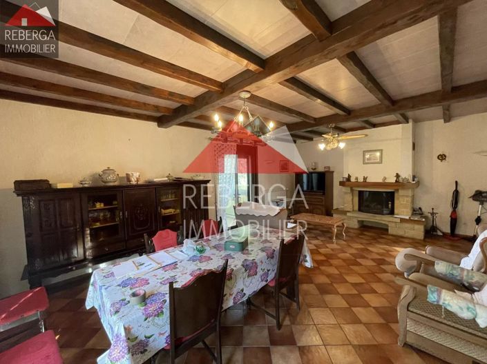 Image No.11-3 Bed House for sale