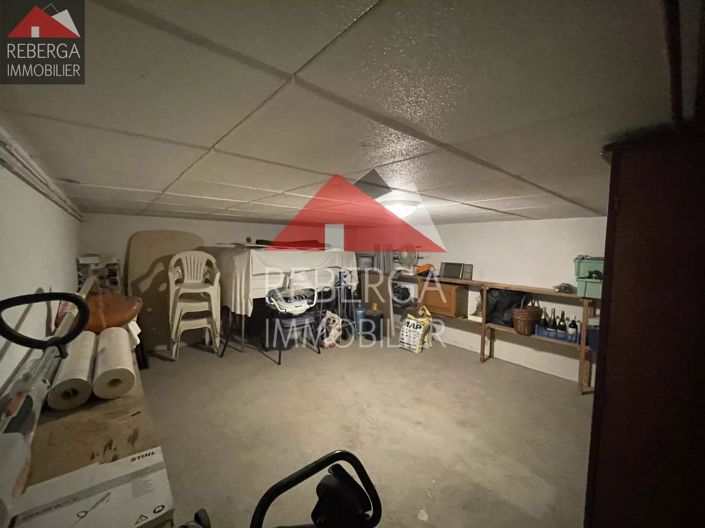 Image No.31-3 Bed House for sale