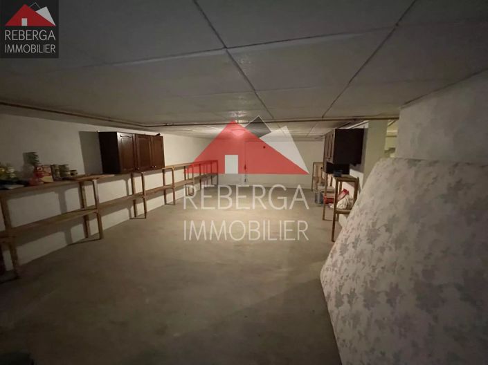 Image No.32-3 Bed House for sale