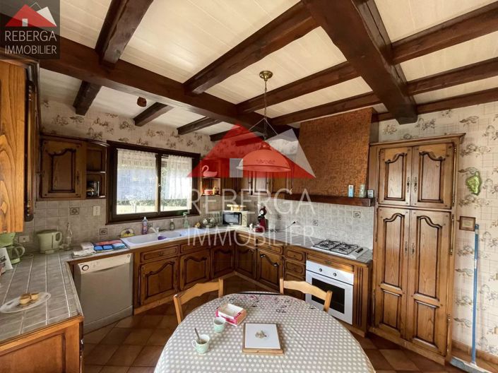 Image No.8-3 Bed House for sale