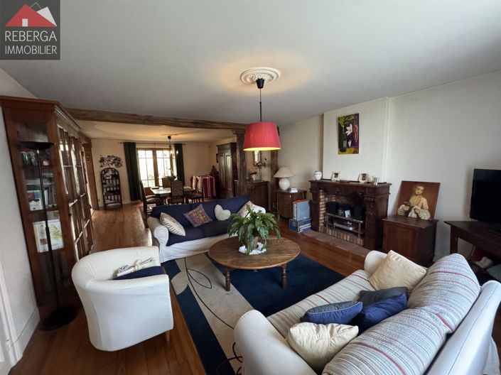 Image No.1-6 Bed House for sale