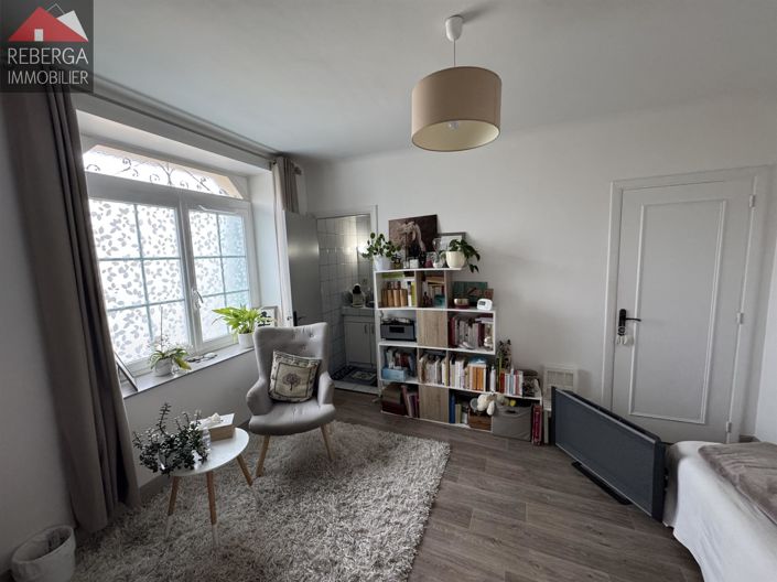 Image No.12-6 Bed House for sale