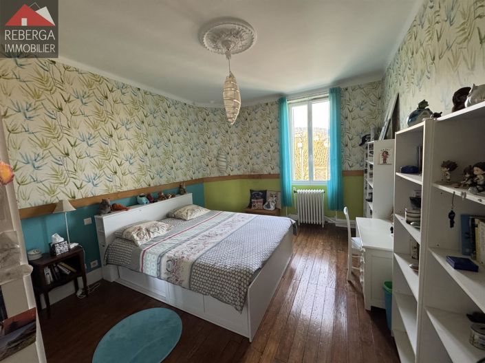 Image No.15-6 Bed House for sale