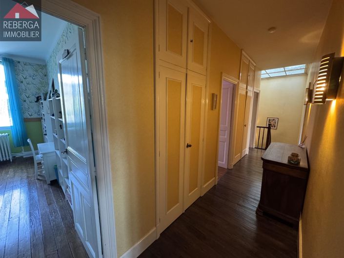 Image No.23-6 Bed House for sale