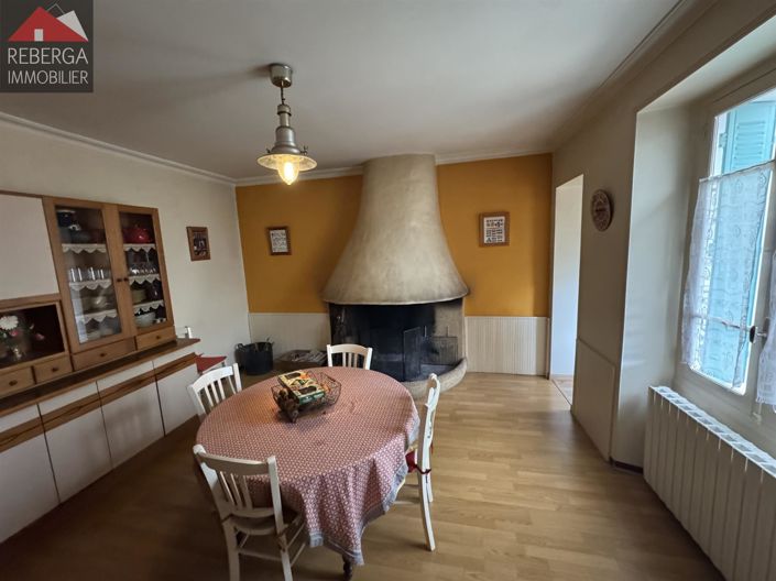 Image No.6-6 Bed House for sale