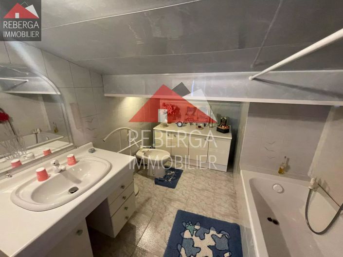 Image No.13-3 Bed House for sale