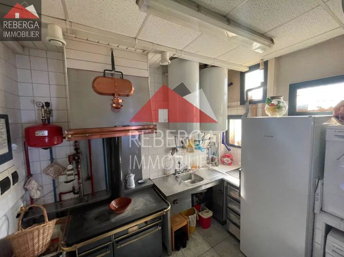 Image No.21-3 Bed House for sale