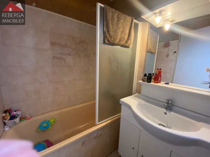 Image No.13-3 Bed House for sale