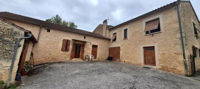 1 - Cuzorn, House