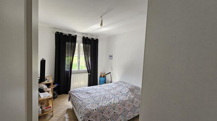 Image No.11-4 Bed House for sale