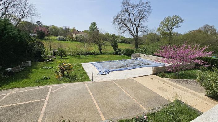 Image No.6-4 Bed House for sale