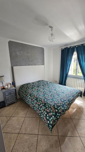 Image No.7-4 Bed House for sale