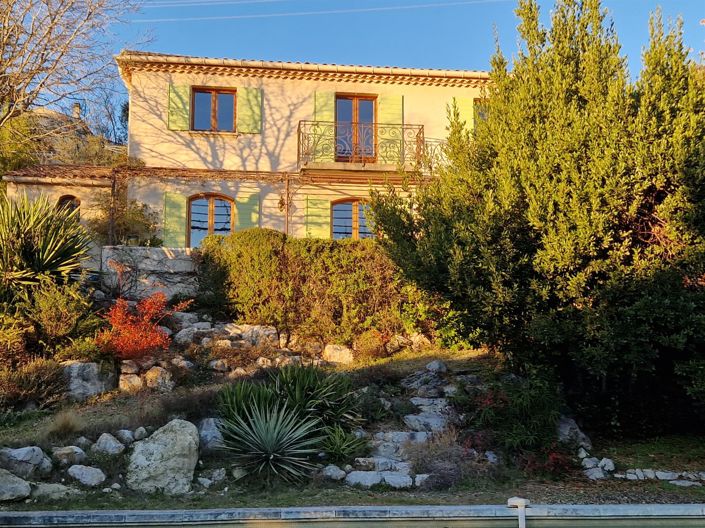 Image No.1-5 Bed House for sale