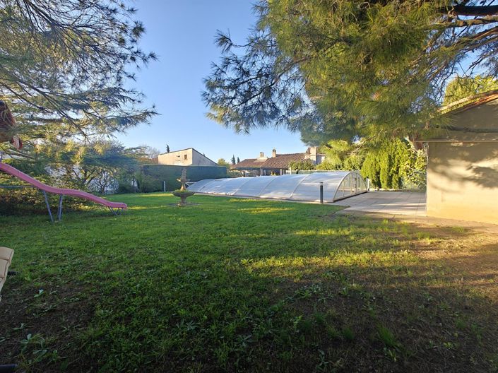 Image No.1-4 Bed House for sale