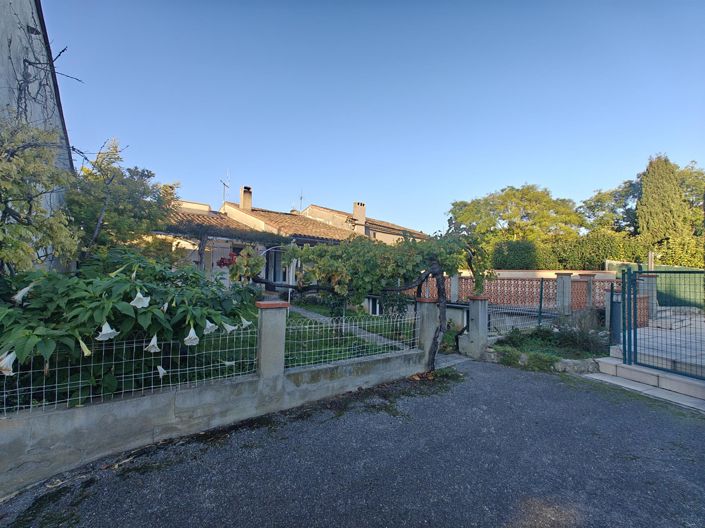 Image No.10-4 Bed House for sale