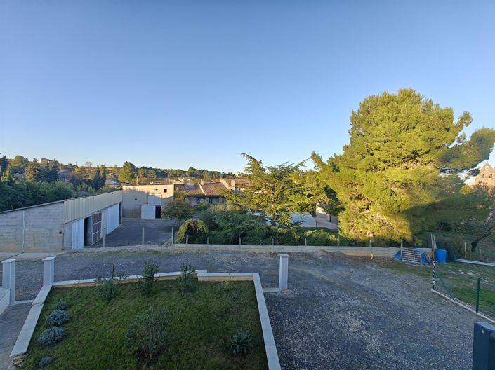 Image No.17-4 Bed House for sale