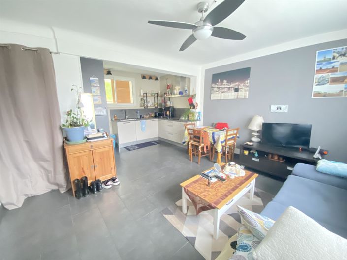 Image No.1-3 Bed House for sale