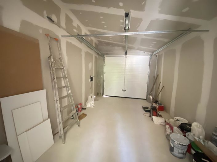 Image No.14-5 Bed House for sale