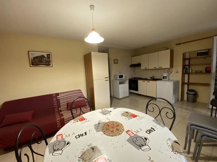 Image No.23-10 Bed House for sale