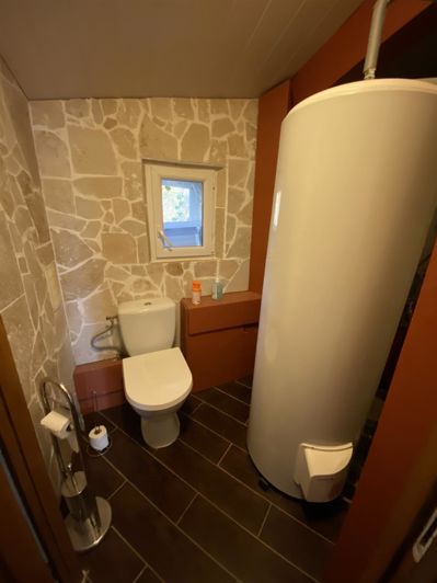 Image No.7-10 Bed House for sale