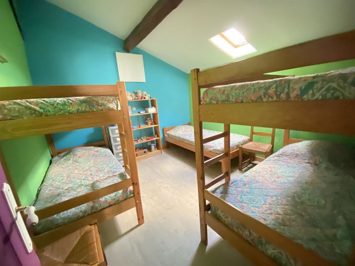 Image No.9-10 Bed House for sale