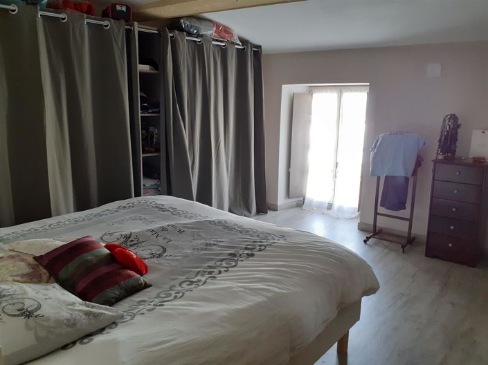 Image No.14-8 Bed House for sale