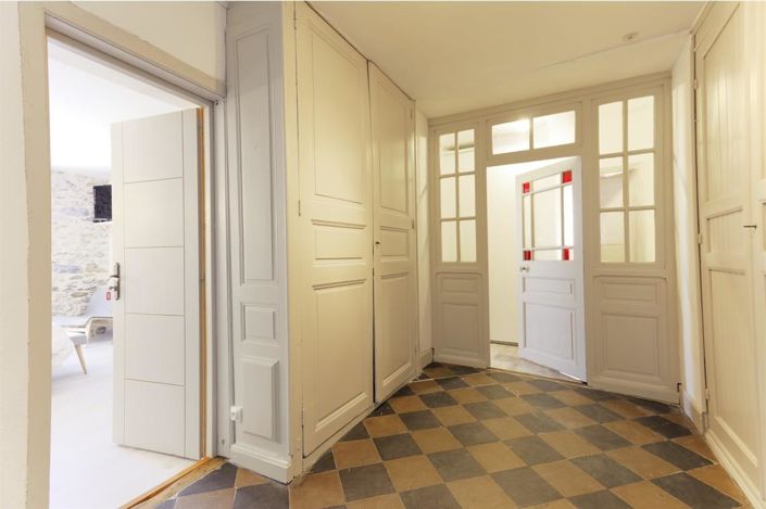 Image No.4-8 Bed House for sale