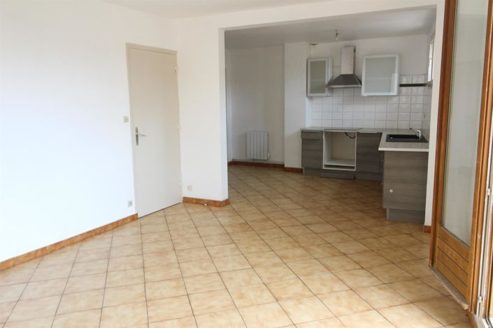 Image No.1-3 Bed Apartment for sale