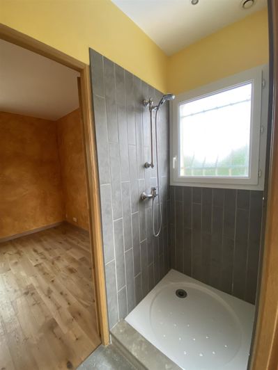 Image No.10-4 Bed House for sale