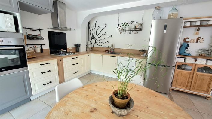 Image No.1-3 Bed House for sale