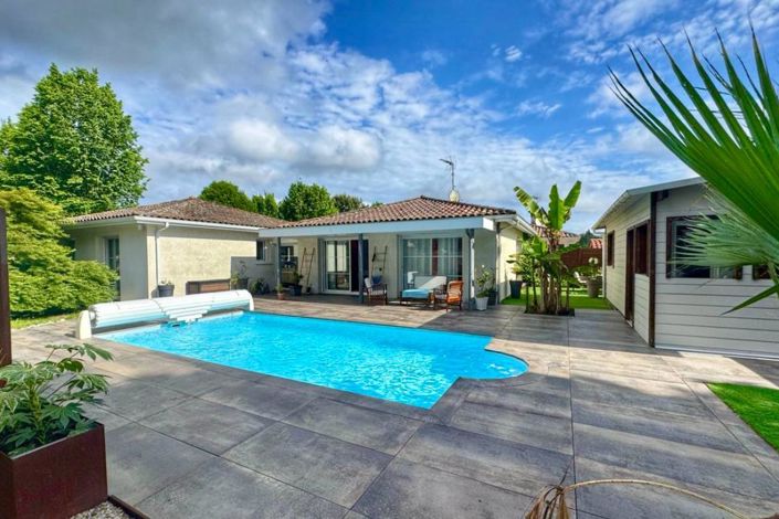 Image No.1-3 Bed House for sale