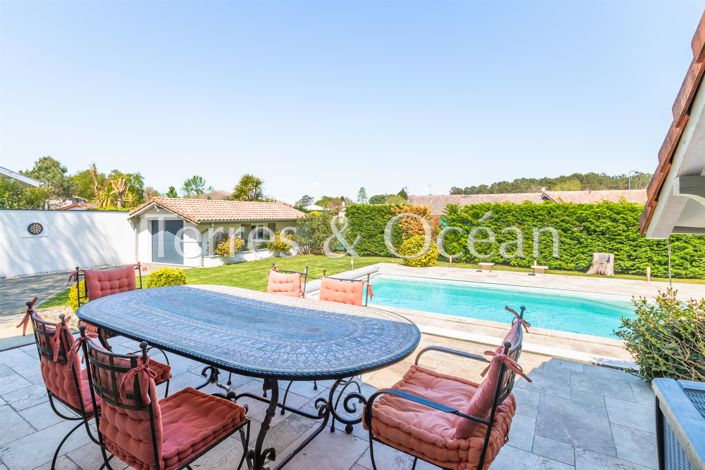 Image No.2-Maison de 4 chambres à vendre à Saint-Vincent-de-Tyrosse