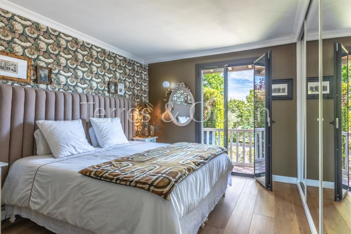 Image No.11-4 Bed House for sale