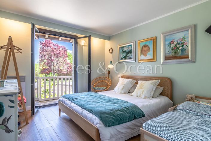 Image No.9-4 Bed House for sale