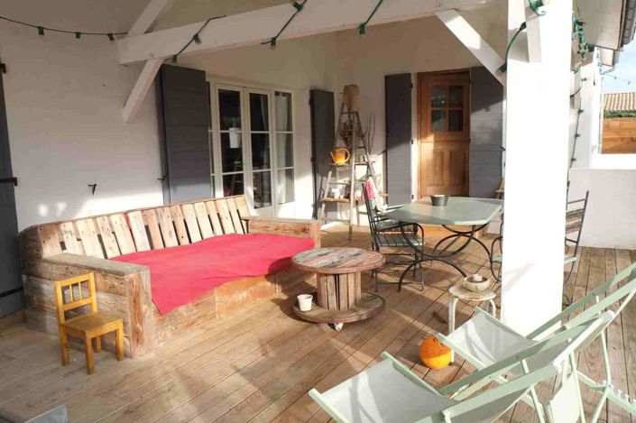 Image No.6-4 Bed House for sale