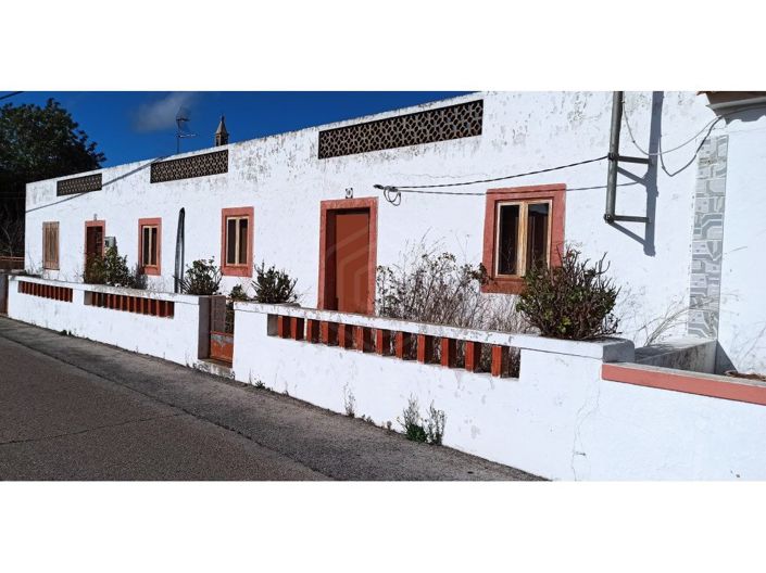 Image No.3-2 Bed House for sale