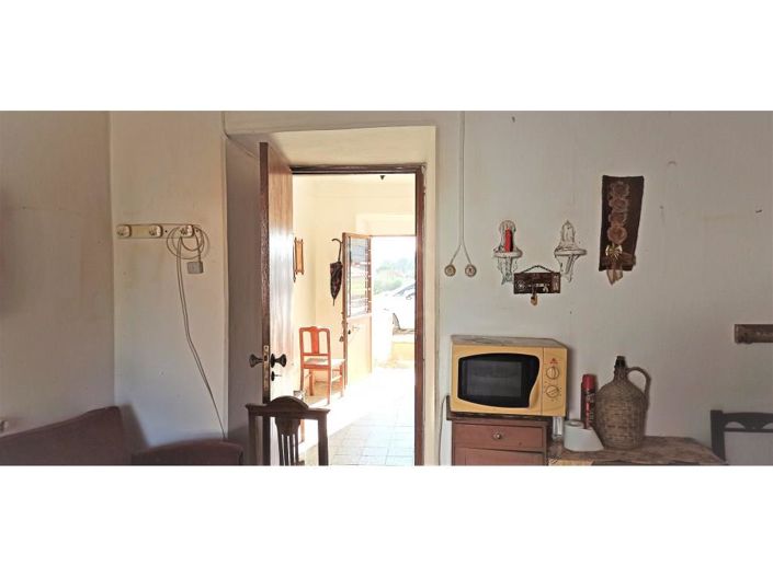 Image No.9-2 Bed House for sale