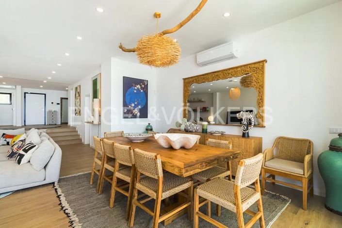 Image No.15-5 Bed House for sale