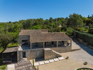 1 - Gordes, House