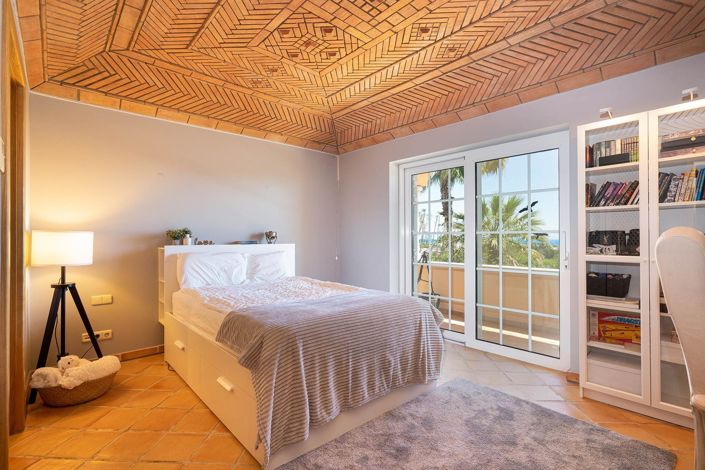 Image No.23-3 Bed House for sale